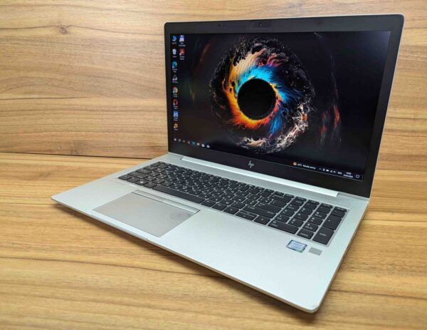 Ультрабук Б-клас HP EliteBook 850 G6 / 15.6" (1920x1080) IPS / Intel Core i5-8265U (4 (8) ядра по 1.6 - 3.9 GHz) / 16 GB DDR4 / 512 GB SSD / Intel UHD Graphics 620 / WebCam / Fingerprint / Windows 10 - Зображення 6