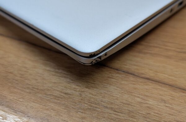 Ультрабук Б-клас HP EliteBook 850 G6 / 15.6" (1920x1080) IPS / Intel Core i5-8265U (4 (8) ядра по 1.6 - 3.9 GHz) / 16 GB DDR4 / 512 GB SSD / Intel UHD Graphics 620 / WebCam / TouchID / Windows 10 - Зображення 3