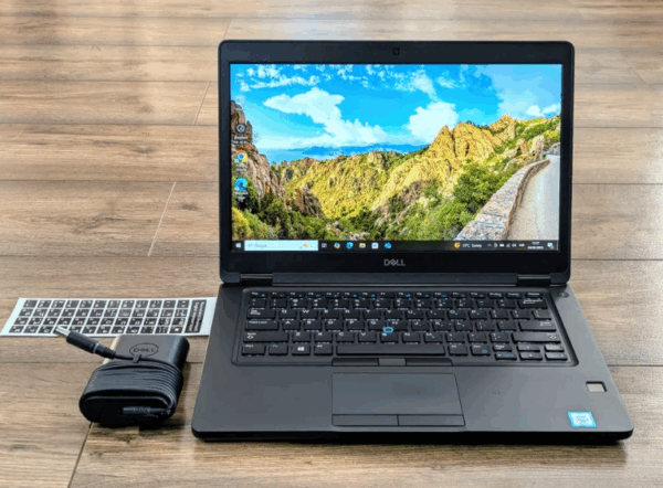 Ультрабук Dell Latitude 5490 / 14" (1920x1080) IPS / Intel Core i5-7300U (2 (4) ядра по 2.6 - 3.5 GHz) / 8 GB DDR4 / 128 GB SSD / Intel HD Graphics 620 / WebCam / HDMI / Windows 11 - Зображення 2