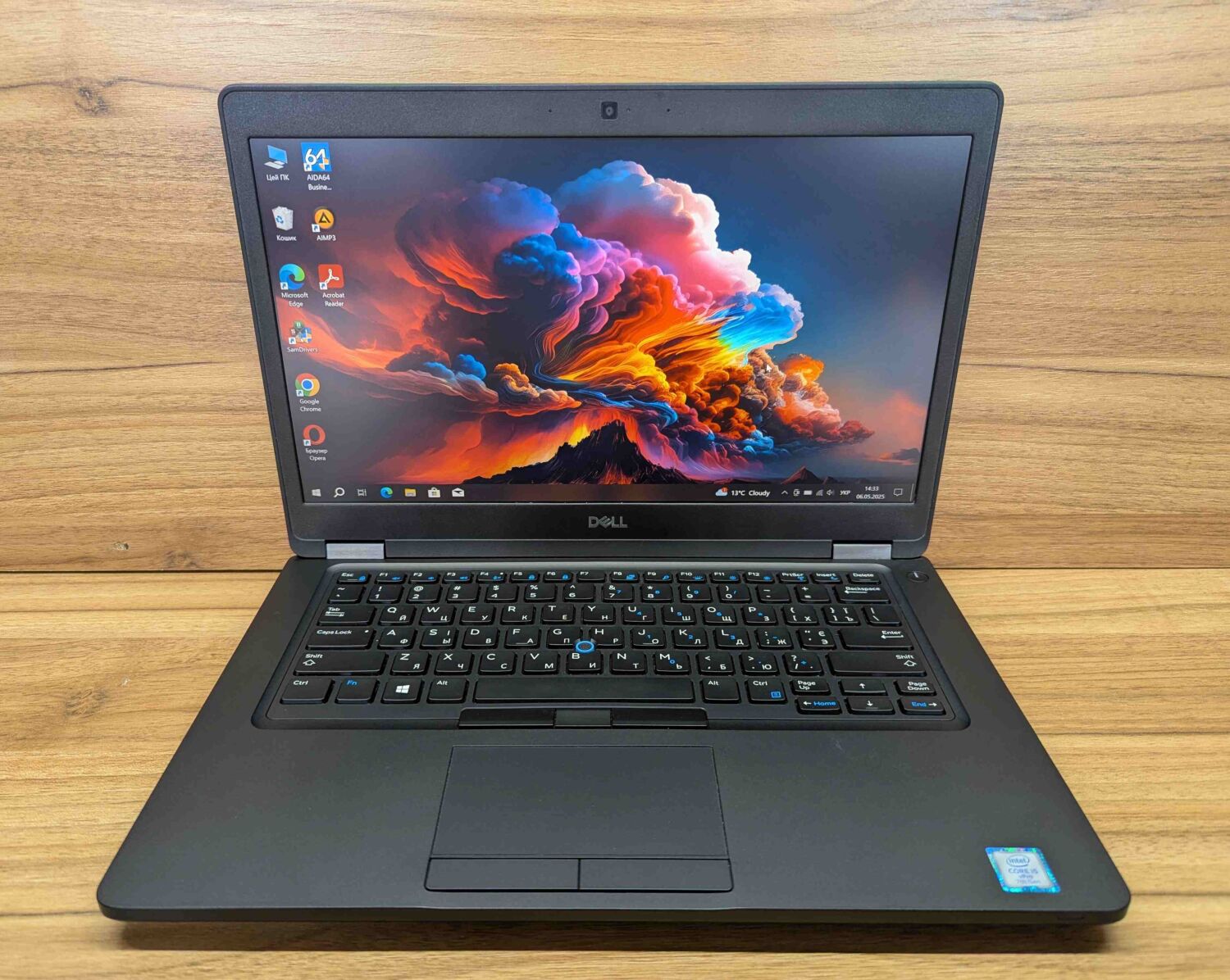 Ультрабук Dell Latitude 5490 / 14" (1920x1080) IPS / Intel Core i5-7300U (2 (4) ядра по 2.6 - 3.5 GHz) / 8 GB DDR4 / 256 GB SSD / Intel HD Graphics 620 / WebCam / HDMI / Windows 10 - Зображення 2