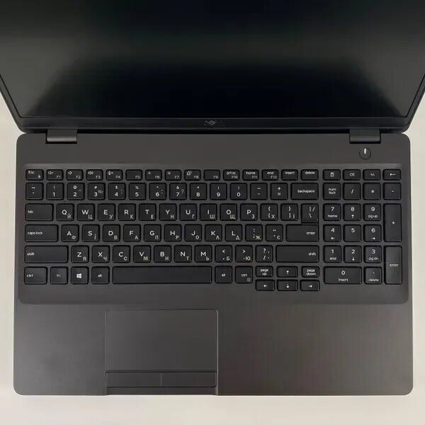 Ультрабук Dell Latitude 5500 / 15.6" (1366x768) TN / Intel Core i5-8365U (4 (8) ядра по 1.6 - 4.1 GHz) / 16 GB DDR4 / 256 GB SSD / Intel UHD Graphics / HDMI / WebCam - Зображення 3