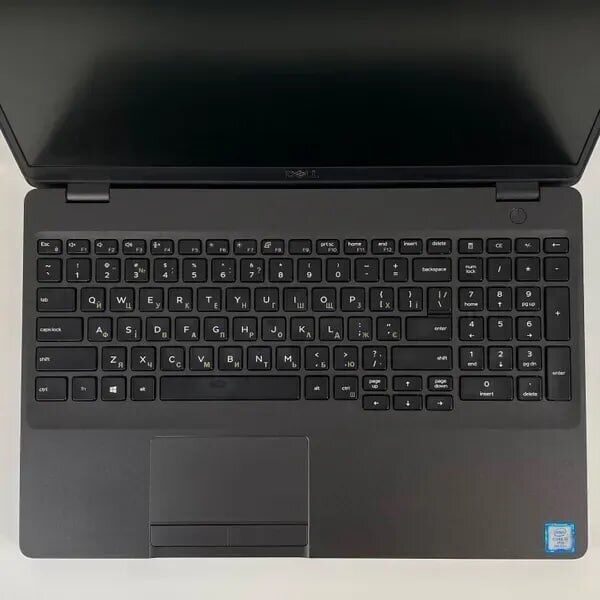 Ультрабук Dell Latitude 5500 / 15.6" (1366x768) TN / Intel Core i5-8365U (4 (8) ядра по 1.6 - 4.1 GHz) / 16 GB DDR4 / 256 GB SSD / Intel UHD Graphics / WebCam / HDMI - Зображення 3