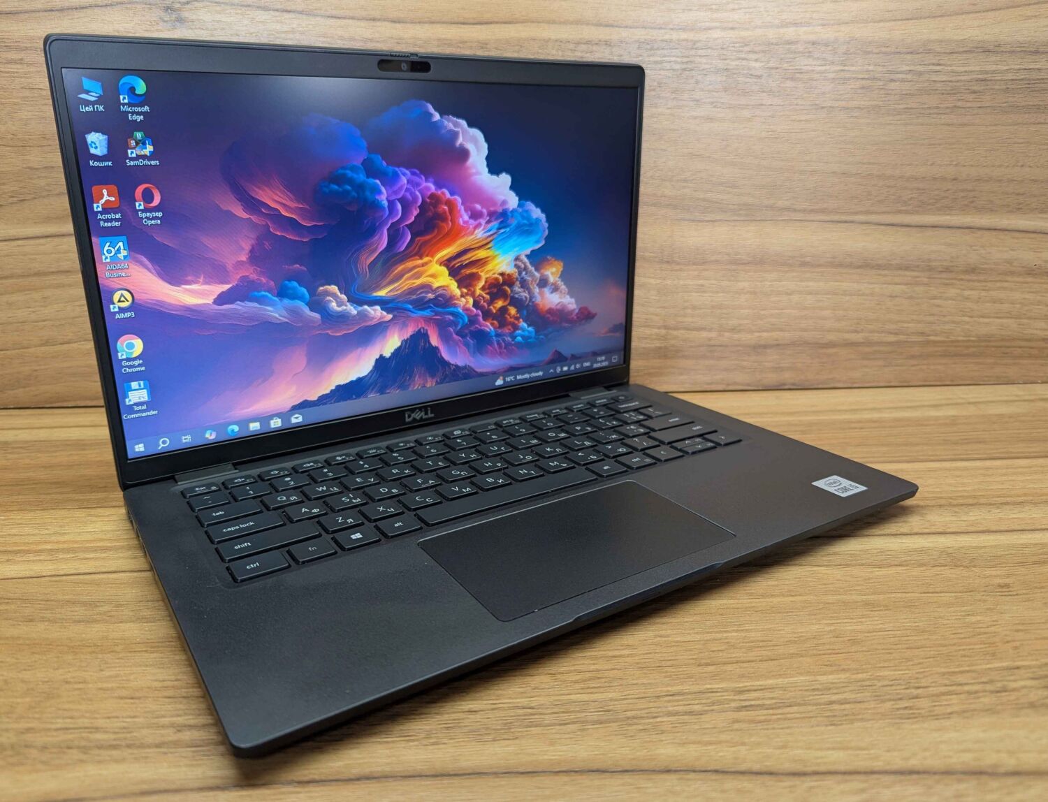 Ультрабук Dell Latitude 7410 / 14" (1366x768) TN / Intel Core i5-10310U (4 (8) ядра по 1.7 - 4.4 GHz) / 8 GB DDR4 / 256 GB SSD / Intel UHD Graphics / WebCam / Windows 10 - Зображення 4