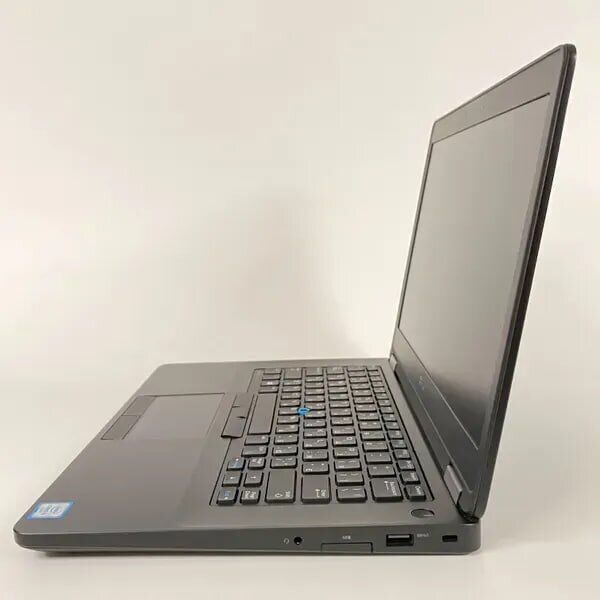 Ультрабук Dell Latitude E5470 / 14" (1366x768) TN / Intel Core i5-6440HQ (4 ядра по 2.6 - 3.5 GHz) / 8 GB DDR4 / 256 GB SSD / Intel HD Graphics 530 / VGA / HDMI - Зображення 5
