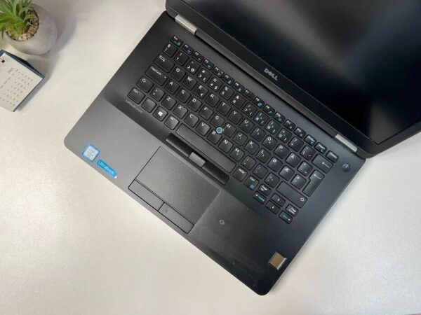 Ультрабук Dell Latitude E7470 / 14" (1920x1080) IPS / Intel Core i5-6300U (2 (4) ядра по 2.4 - 3.0 GHz) / 8 GB DDR4 / 256 GB SSD M.2 / Intel HD Graphics 520 / WebCam / Win 10 Pro - Зображення 3