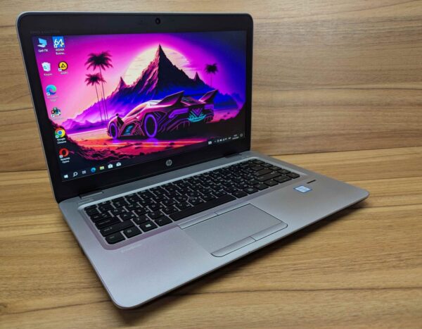 Ультрабук HP EliteBook 840 G3 / 14" (2560x1440) IPS / Intel Core i7-6500U (2 (4) ядра по 2.5 - 3.1 GHz) / 8 GB DDR4 / 240 GB SSD / Intel HD Graphics 520 / Fingerprint / WebCam / Windows 10 - Зображення 4