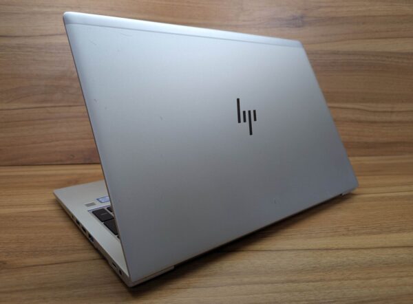 Ультрабук HP EliteBook 850 G5 / 15.6" (1920x1080) IPS / Intel Core i7-7600U (2 (4) ядра по 2.8 - 3.9 GHz) / 16 GB DDR4 / 512 GB SSD / Intel HD Graphics 620 / WebCam / TouchID / Windows 10 - Зображення 7
