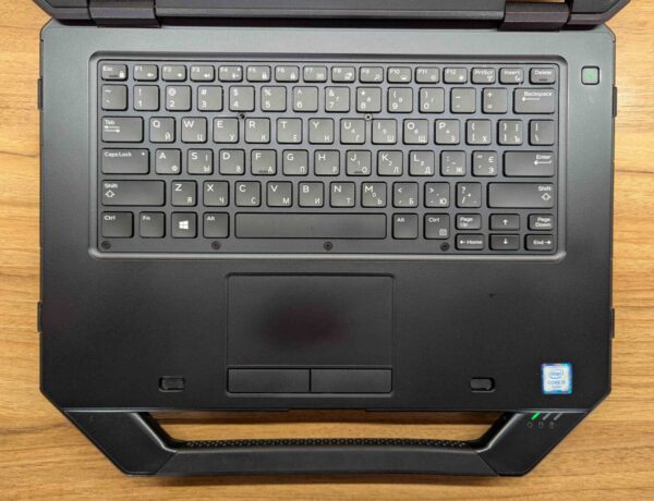 Захищений ноутбук Dell Latitude 14 Rugged 5414 / 14" (1920x1080) IPS / Intel Core i5-6300U (2 (4) ядра по 2.4 - 3.0 GHz) / 8 GB DDR4 / 256 GB SSD / Intel HD Graphics 520 / WebCam / HDMI / Windows 10 - Зображення 3