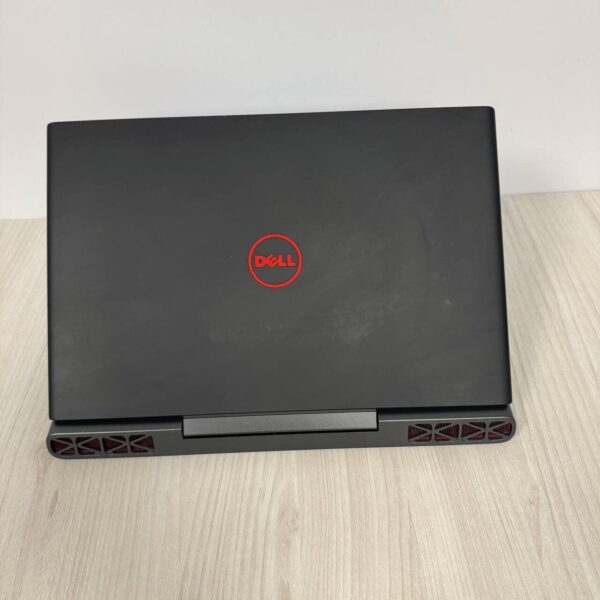 Ігровий ноутбук Dell Inspiron 15 Gaming 7567 / 15.6" (1920x1080) TN / Intel Core i5-7300HQ (4 ядра по 2.5 - 3.5 GHz) / 8 GB DDR4 / 128 GB SSD M.2 + 1000 GB HDD / nVidia GeForce GTX 1050, 4 GB GDDR5, 128-bit / WebCam - Зображення 3