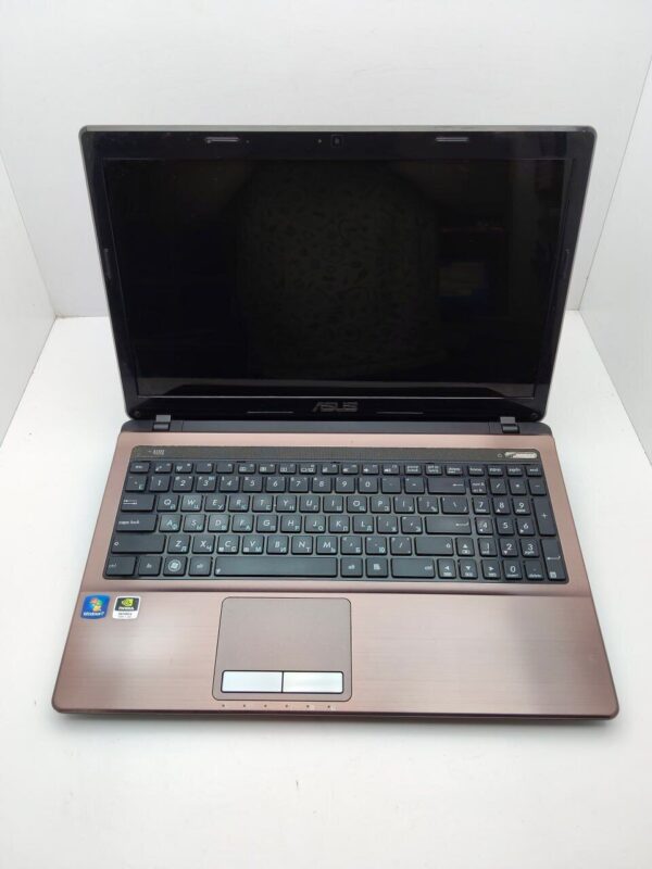 Ноутбук Asus K53S / 15.6" (1366x768) TN / Intel Core i5-2410M (2 (4) ядра по 2.3 - 2.9 GHz) / 6 GB DDR3 / 320 GB HDD / nVidia GeForce 610M, 2 GB GDDR3, 64-bit / WebCam / Посилена АКБ - Зображення 3