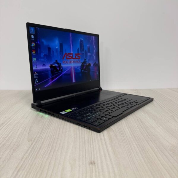 Ігровий ноутбук Б-клас Asus ROG Zephyrus S15 GX531GW / 15.6" (1920x1080) IPS / Intel Core i7-8750H (6 (12) ядер по 2.2 - 4.1 GHz) / 16 GB DDR4 / 512 GB SSD NVMe / nVidia GeForce RTX 2070 Max-Q, 8 GB GDDR6, 256-bit / WebCam - Зображення 4