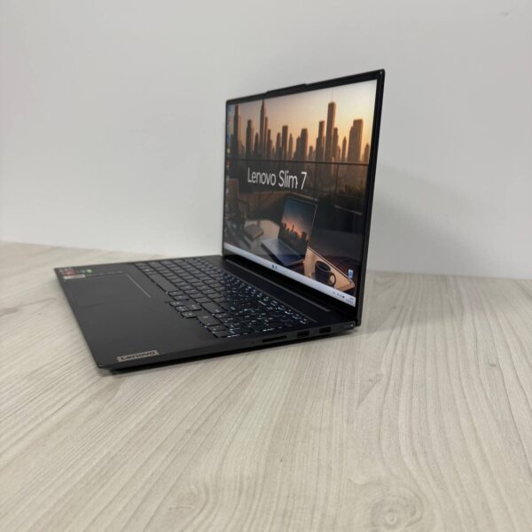 Ігровий ноутбук Б-клас Lenovo Slim 7 16ARH7 / 16" (2560x1600) IPS Touch / AMD Ryzen 7 6800HS (8 (16) ядер по 3.2 - 4.7 GHz) / 16 GB DDR5 / 512 GB SSD NVMe / nVidia GeForce RTX 3050, 4 GB GDDR6, 128-bit / WebCam - Зображення 4