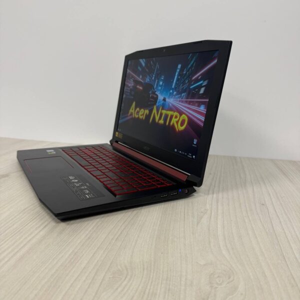 Ігровий ноутбук Б-клас Acer Nitro 5 AN515-51 / 15.6" (1920x1080) IPS / Intel Core i5-7300HQ (4 ядра по 2.5 - 3.5 GHz) / 16 GB DDR4 / 256 GB SSD M.2 / nVidia GeForce GTX 1050, 4 GB GDDR5, 128-bit / WebCam - Зображення 5