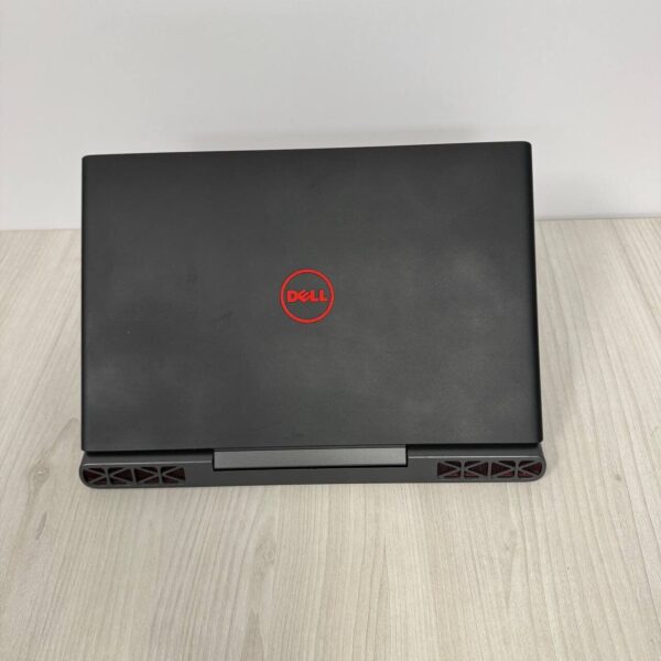 Ігровий ноутбук Б-клас Dell Inspiron 15 Gaming 7567 / 15.6" (1920x1080) IPS / Intel Core i5-7300HQ (4 ядра по 2.5 - 3.5 GHz) / 16 GB DDR4 / 128 GB SSD + 1000 GB HDD / nVidia GeForce GTX 1050, 4 GB GDDR5, 128-bit / WebCam - Зображення 3