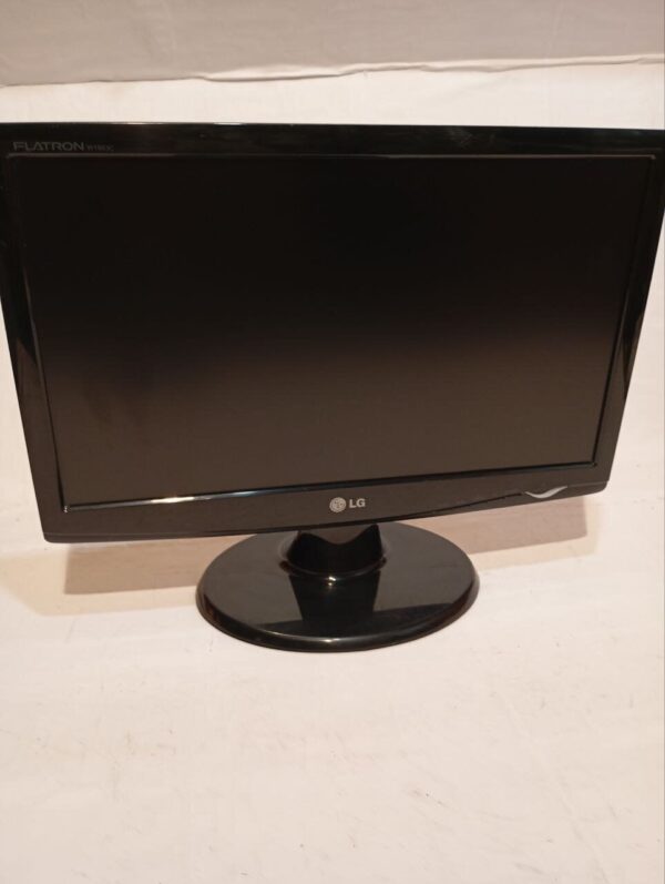 Комплект ПК: HP Compaq Pro 6300 SFF / Intel Core i3-3220 (2 (4) ядра по 3.3 GHz) / 8 GB DDR3 / 250 GB HDD / Intel HD Graphics 2500 + Монітор LG Flatron W1943C-PF / 19" (1366x768) TN / 1x VGA - Зображення 7