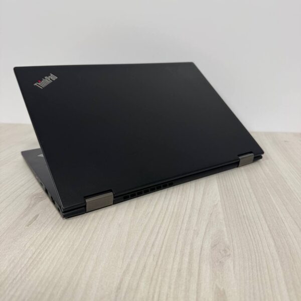 Ультрабук-трансформер Б-клас Lenovo ThinkPad X13 Yoga Gen 1 / 13.3" (1920x1080) IPS Touch / Intel Core i7-10510U (4 (8) ядра по 1.8 - 4.9 GHz) / 16 GB DDR3 / 512 GB SSD NVMe / Intel UHD Graphics / WebCam - Зображення 6