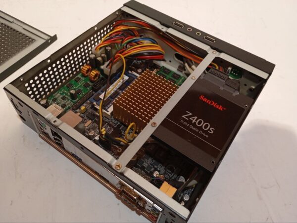 ПК Patriot Optim Mini K J1900 SFF / Intel Celeron J1900 (4 ядра по 2.0 - 2.42 GHz) / 8 GB DDR3 / 120 GB SSD / Intel HD Graphics - Зображення 5