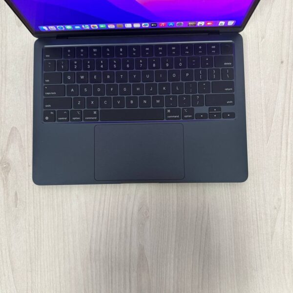 Ультрабук Apple MacBook Air 13 M3 A3113 (2024) / 13.3" (2560x1664) IPS / Apple M3 (8 ядер по 2.7 - 4.1 GHz) / 16 GB DDR5 / 512 GB SSD / Apple M3 Graphics / WebCam / MacOS - Зображення 7