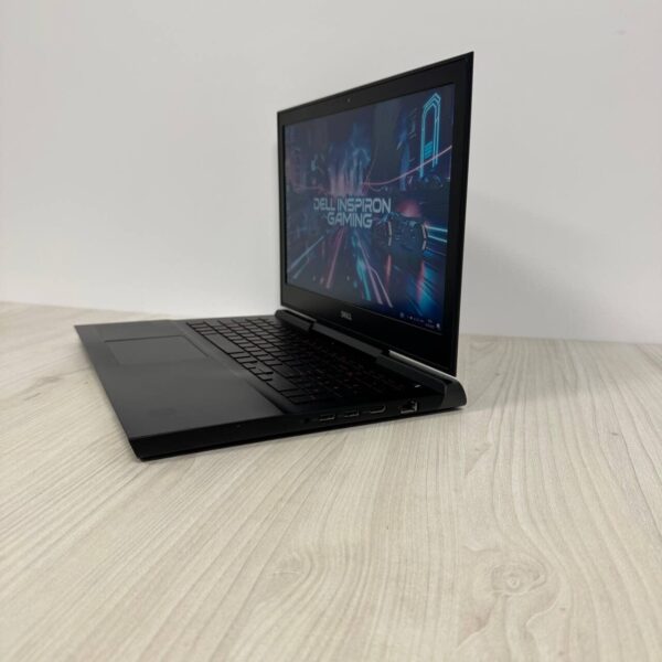 Ігровий ноутбук Dell Inspiron 15 Gaming 7567 / 15.6" (1920x1080) TN / Intel Core i5-7300HQ (4 ядра по 2.5 - 3.5 GHz) / 8 GB DDR4 / 128 GB SSD M.2 + 1000 GB HDD / nVidia GeForce GTX 1050, 4 GB GDDR5, 128-bit / WebCam - Зображення 5