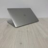 Ультрабук Apple MacBook Pro A1707 (2017) / 15.4" (2880x1800) IPS / Intel Core i7-7920HQ (4 (8) ядра по 3.1 - 4.1 GHz) / 16 GB DDR3 / 500 GB SSD / AMD Radeon Pro 560, 4 GB GDDR5, 128-bit / WebCam / MacOS - Зображення 6