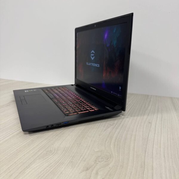 Ігровий ноутбук Eluktronics 17 N870HK / 17.3" (1920x1080) IPS / Intel Core i7-7700HQ (4 (8) ядра по 2.8 - 3.8 GHz) / 16 GB DDR4 / 512 GB SSD NVMe / nVidia GeForce GTX 1050 Ti, 4 GB GDDR5, 128-bit / WebCam - Зображення 5