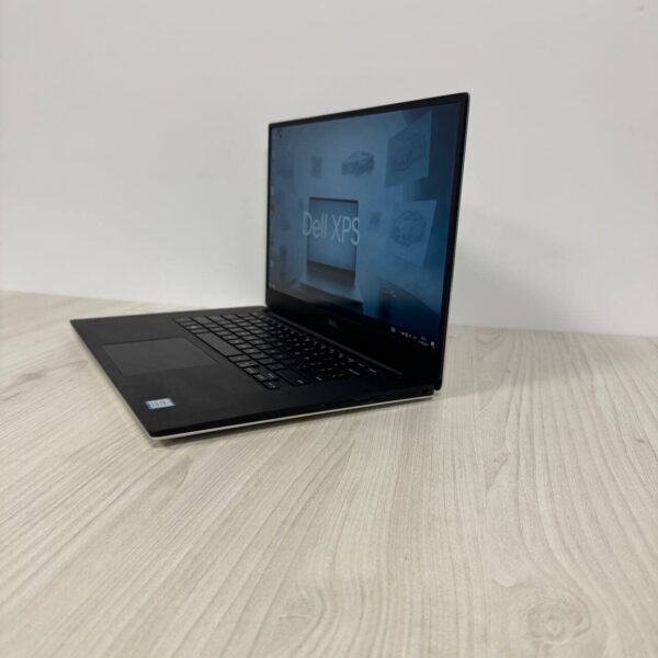Ігровий ультрабук Б-клас Dell XPS 15 9570 / 15.6" (1920x1080) IPS / Intel Core i5-8300H (4 (8) ядра по 2.3 - 4.0 GHz) / 8 GB DDR4 / 256 GB SSD NVMe / nVidia GeForce GTX 1050, 4 GB GDDR5, 128-bit / WebCam - Зображення 5
