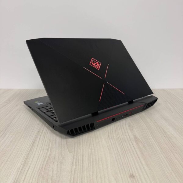 Ігровий ноутбук HP Omen X 17-ap010nr / 17.3" (1920x1080) IPS / Intel Core i7-7700HQ (4 (8) ядра по 2.8 - 3.8 GHz) / 16 GB DDR4 / 1000 GB SSD NVMe / nVidia GeForce GTX 1070, 8 GB GDDR5, 256-bit / WebCam - Зображення 6