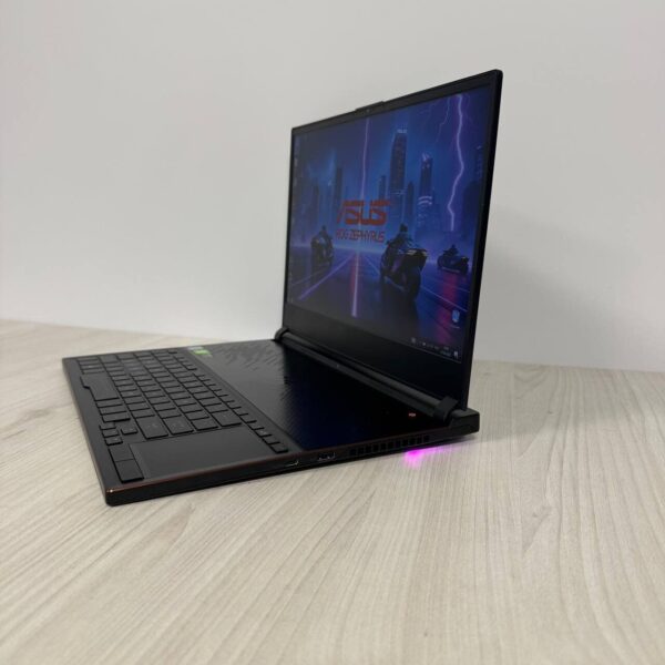 Ігровий ноутбук Б-клас Asus ROG Zephyrus S15 GX531GW / 15.6" (1920x1080) IPS / Intel Core i7-8750H (6 (12) ядер по 2.2 - 4.1 GHz) / 16 GB DDR4 / 512 GB SSD NVMe / nVidia GeForce RTX 2070 Max-Q, 8 GB GDDR6, 256-bit / WebCam - Зображення 5