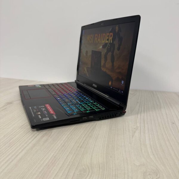 Ігровий ноутбук Б-клас MSI Raider GE63 RGB 9SE / 15.6" (1920x1080) IPS / Intel Core i7-9750H (6 (12) ядер по 2.6 - 4.5 GHz) / 16 GB DDR4 / 512 GB SSD NVMe / nVidia GeForce RTX 2060, 6 GB GDDR6, 192-bit / WebCam - Зображення 6
