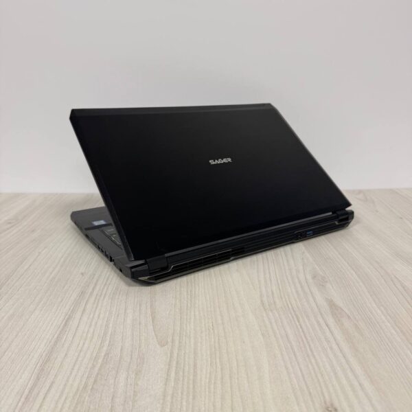 Ігровий ноутбук Clevo Sager P650RP6 / 15.6" (1920x1080) IPS / Intel Core i7-6700HQ (4 (8) ядра по 2.6 - 3.5 GHz) / 16 GB DDR4 / 1000 GB SSD / nVidia GeForce GTX 1060, 6 GB GDDR5, 192-bit / WebCam - Зображення 6