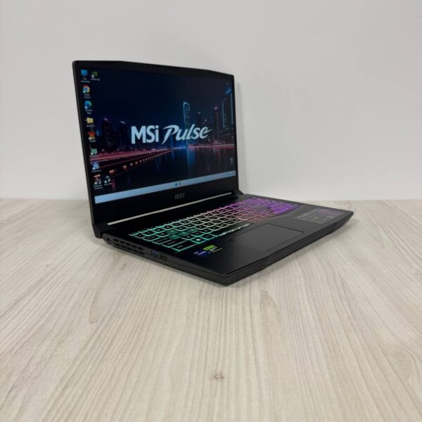 Ігровий ноутбук Б-клас MSI Pulse 15 B13VGK / 15.6" (1920x1080) IPS / Intel Core i7-13700H (14 (20) ядер по 2.4 - 5.0 GHz) / 16 GB DDR5 / 512 GB SSD NVMe / nVidia GeForce RTX 4070, 8 GB GDDR6, 128-bit / WebCam - Зображення 4