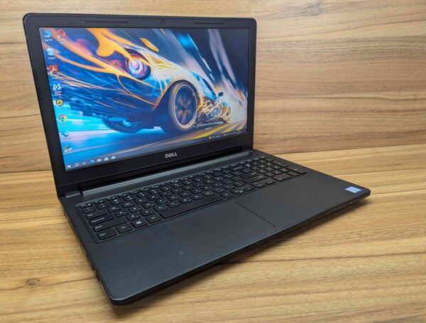 Ноутбук Б-клас Dell Vostro 15-3568 / 15.6" (1920x1080) IPS / Intel Core i5-7200U (2 (4) ядра по 2.5 - 3.1 GHz) / 8 GB DDR4 / 240 GB SSD / Intel HD Graphics 620 / WebCam / Windows 10 - Зображення 4