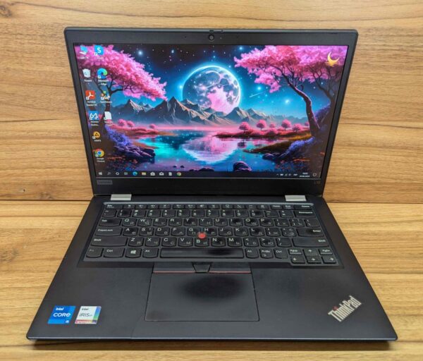 Ноутбук Б-клас Lenovo ThinkPad L13 Gen 2 / 13.3" (1920x1080) IPS / Intel Core i5-1135G7 (4 (8) ядра по 2.4 - 4.2 GHz) / 8 GB DDR4 / 512 GB SSD / Intel Iris Xe Graphics / WebCam / Windows 10 - Зображення 2