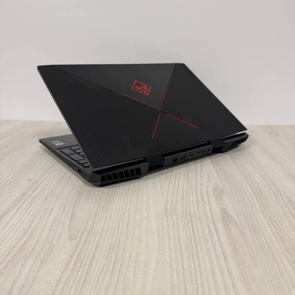 Ігровий ноутбук Б-клас HP Omen 15-dc1088wm / 15.6" (1920x1080) IPS / Intel Core i7-9750H (6 (12) ядра по 2.6 - 4.5 GHz) / 16 GB DDR4 / 256 GB SSD NVMe / nVidia GeForce GTX 1660 Ti, 6 GB GDDR6, 192-bit / WebCam - Зображення 6