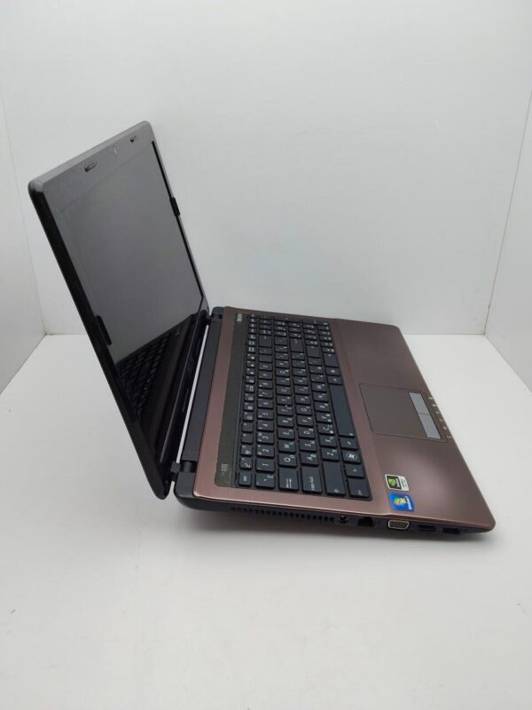 Ноутбук Asus K53S / 15.6" (1366x768) TN / Intel Core i5-2410M (2 (4) ядра по 2.3 - 2.9 GHz) / 6 GB DDR3 / 320 GB HDD / nVidia GeForce 610M, 2 GB GDDR3, 64-bit / WebCam / Посилена АКБ - Зображення 6