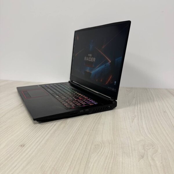 Ігровий ноутбук MSI GE75 Raider 10SFS / 17.3" (1920x1080) IPS / Intel Core i7-10750H (6 (12) ядер по 2.6 - 5.0 GHz) / 16 GB DDR4 / 128 GB SSD NVMe + 1000 GB HDD / nVidia GeForce RTX 2060, 6 GB GDDR6, 192-bit / WebCam - Зображення 5