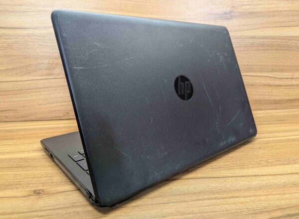 Ноутбук Б-клас HP 15-bs05dx / 15.6" (1366x768) TN Touch / Intel Core i5-7200U (2 (4) ядра по 2.5 - 3.1 GHz) / 8 GB DDR4 / 256 GB SSD / Intel HD Graphics 620 / WebCam / Windows 10 - Зображення 7