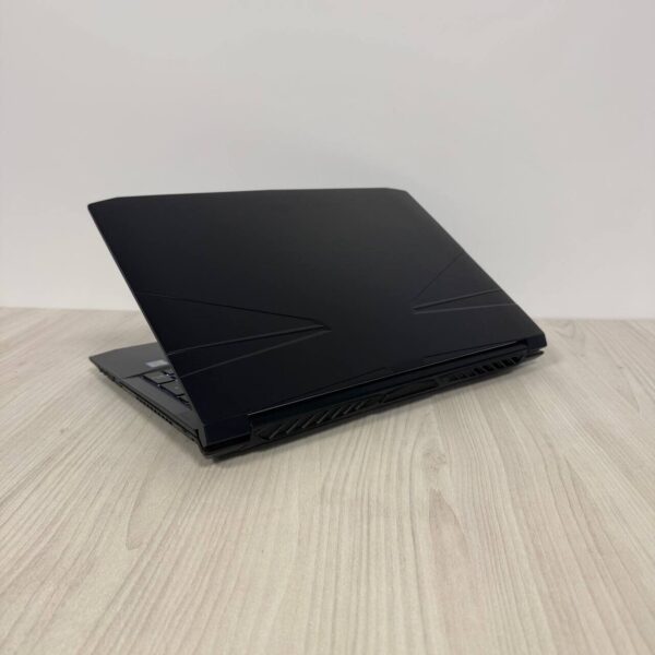 Ігровий ноутбук Б-клас Sager N855HJ / 15.6" (1920x1080) IPS / Intel Core i7-7700HQ (4 (8) ядра по 2.8 - 3.8 GHz) / 16 GB DDR4 / 500 GB SSD / nVidia GeForce GTX 1050, 2 GB GDDR5, 128-bit / WebCam - Зображення 6