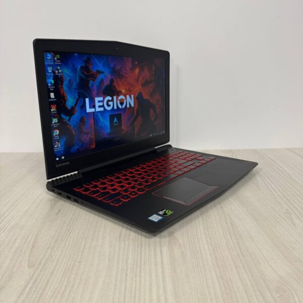 Ігровий ноутбук Lenovo Legion Y520-15IKBN / 15.6" (1920x1080) IPS / Intel Core i7-7700HQ (4 (8) ядра по 2.8 - 3.8 GHz) / 16 GB DDR4 / 256 GB SSD + 1000 GB HDD / nVidia GeForce GTX 1050 Ti, 2 GB GDDR5, 128-bit / WebCam - Зображення 4