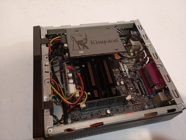 ПК GameMax M200 SFF / Intel Celeron J3455 (4 ядра по 1.5 - 2.3 GHz) / 8 GB DDR3 / 120 GB SSD / Intel HD Graphics 500 - Зображення 6