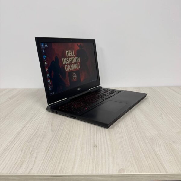 Ігровий ноутбук Б-клас Dell Inspiron 15 Gaming 7567 / 15.6" (1920x1080) IPS / Intel Core i5-7300HQ (4 ядра по 2.5 - 3.5 GHz) / 16 GB DDR4 / 128 GB SSD + 1000 GB HDD / nVidia GeForce GTX 1050, 4 GB GDDR5, 128-bit / WebCam - Зображення 4