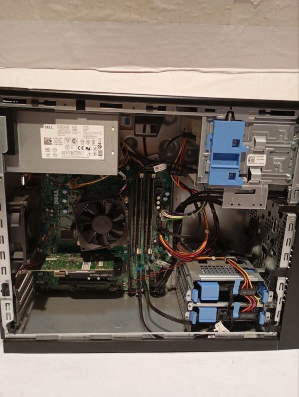 Робоча станція Б-клас Dell Precision T1700 Tower / Intel Core i7-4790 (4 (8) ядра по 3.6 - 4.0 GHz) / 16 GB DDR3 / 256 GB SSD + 500 GB HDD / nVidia Quadro K600, 1 GB DDR3, 128-bit / DVD-RW - Зображення 6