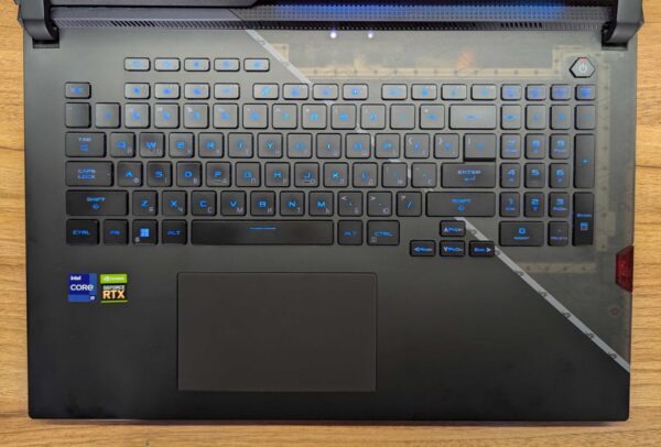 Ігровий ноутбук Asus ROG Strix Scar G733Z / 17.3" (2560x1440) IPS / Intel Core i9-12900H (14 (20) ядер по 3.8 - 5.0 GHz) / 32 GB DDR5 / 1000 GB SSD / nVidia GeForce RTX 3080, 8 GB GDDR6, 256-bit / HDMI / Windows 11 - Зображення 2