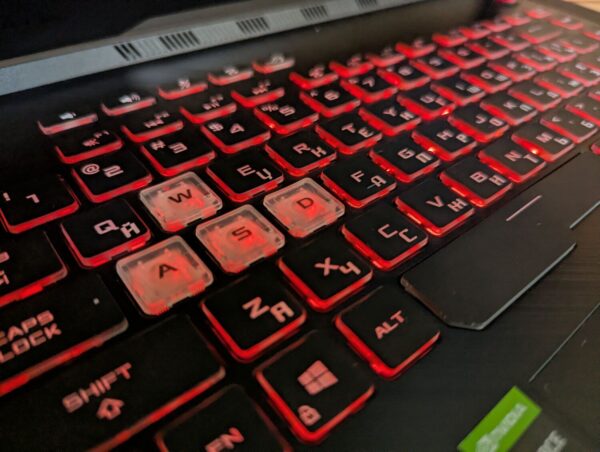 Ігровий ноутбук Asus ROG Strix GL531G / 15.6" (1920x1080) IPS / Intel Core i5-9300H (4 (8) ядра по 2.4 - 4.1 GHz) / 16 GB DDR4 / 512 GB SSD / nVidia GeForce GTX 1660 Ti, 6 GB GDDR6, 192-bit / HDMI / Windows 10 - Зображення 6