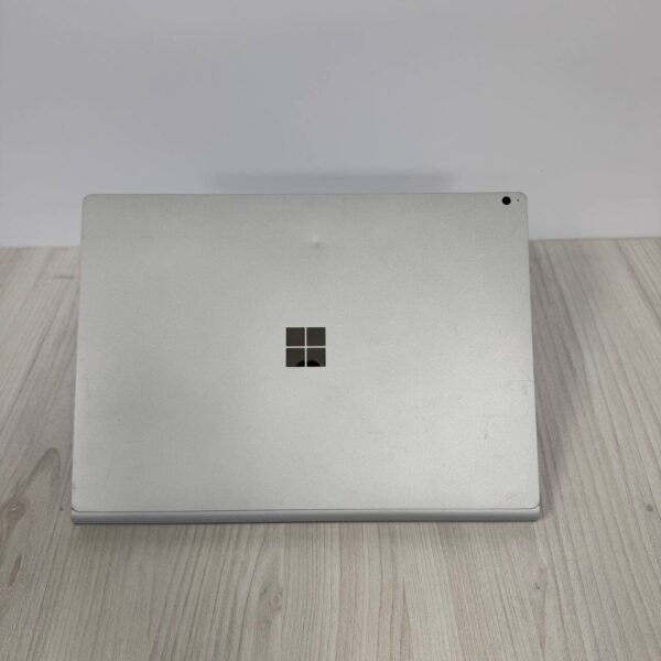Ігровий ультрабук-трансформер Б-клас Microsoft Surface Book 2 / 15.0" (3240x2160) IPS Touch / Intel Core i7-8650U (4 (8) ядра по 1.9 - 4.2 GHz) / 16 GB DDR3 / 250 GB SSD NVMe / nVidia GeForce GTX 1060, 6 GB GDDR5, 192-bit / WebCam - Зображення 3