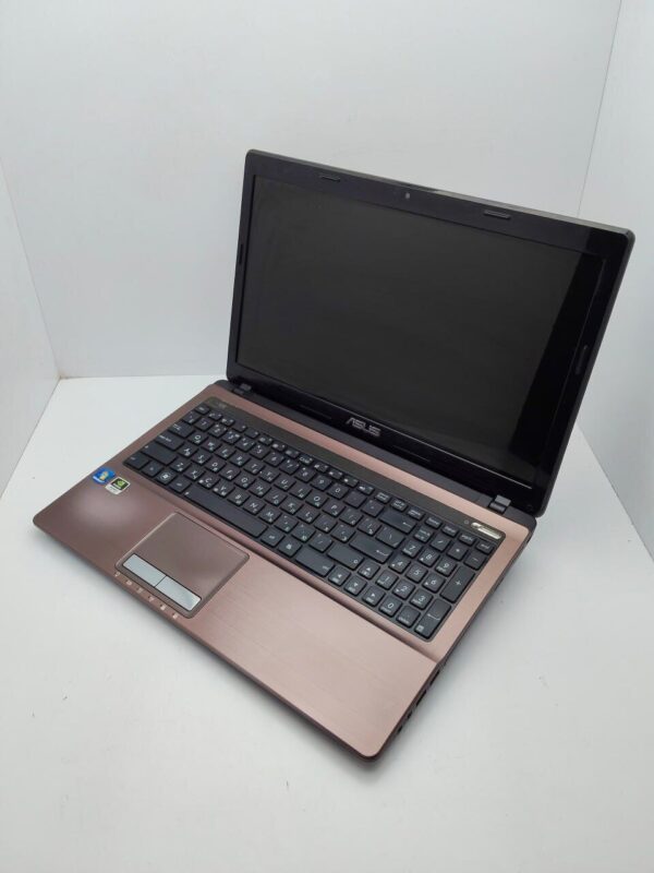 Ноутбук Asus K53S / 15.6" (1366x768) TN / Intel Core i5-2410M (2 (4) ядра по 2.3 - 2.9 GHz) / 6 GB DDR3 / 320 GB HDD / nVidia GeForce 610M, 2 GB GDDR3, 64-bit / WebCam / Посилена АКБ - Зображення 5