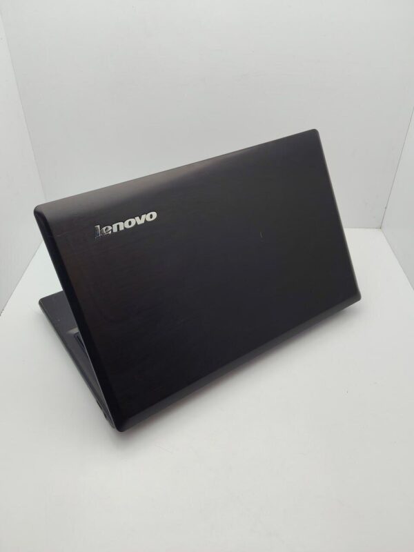 Ноутбук Lenovo G580 / 15.6" (1366x768) TN / Intel Core i3-2348M (2 (4) ядра по 2.3 GHz) / 6 GB DDR3 / 500 GB HDD / Intel HD Graphics 3000 / WebCam - Зображення 8