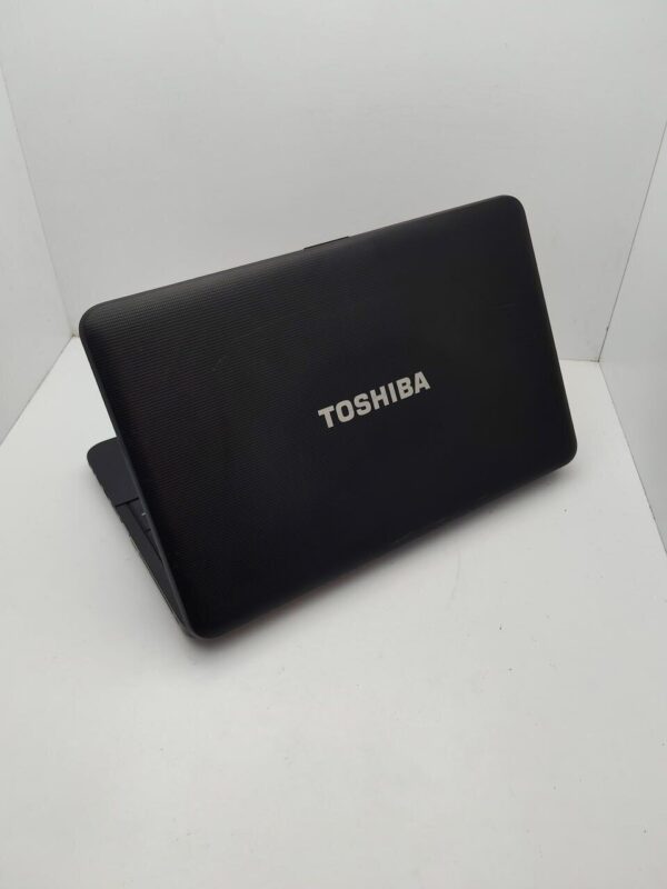 Ноутбук Toshiba Satellite C850 / 15.6" (1366x768) TN / Intel Core i5-3230M (2 (4) ядра по 2.6 - 3.2 GHz) / 6 GB DDR3 / 320 GB HDD / Intel HD Graphics 4000 / WebCam - Зображення 8