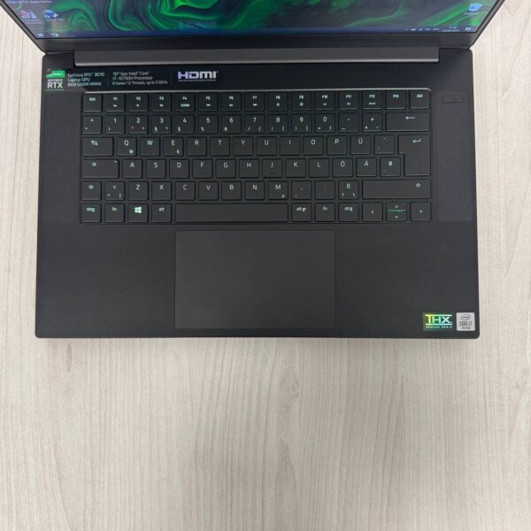 Ігровий ноутбук Razer Blade 15 RZ09-0369 / 15.6" (1920x1080) IPS / Intel Core i7-10750H (6 (12) ядер по 2.6 - 5.0 GHz) / 16 GB DDR4 / 512 GB SSD NVMe / nVidia GeForce RTX 3070, 6 GB GDDR6, 256-bit / WebCam - Зображення 7