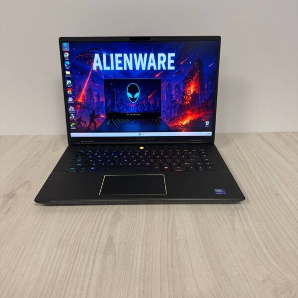 Ігровий ноутбук Dell Alienware m16 R2 / 16" (2560x1600) IPS / Intel Core Ultra 7 155H (16 (22) ядер по 1.4 - 4.8 GHz) / 16 GB DDR5 / 1000 GB SSD NVMe / nVidia GeForce RTX 4070, 8 GB GDDR6, 128-bit / WebCam - Зображення 2